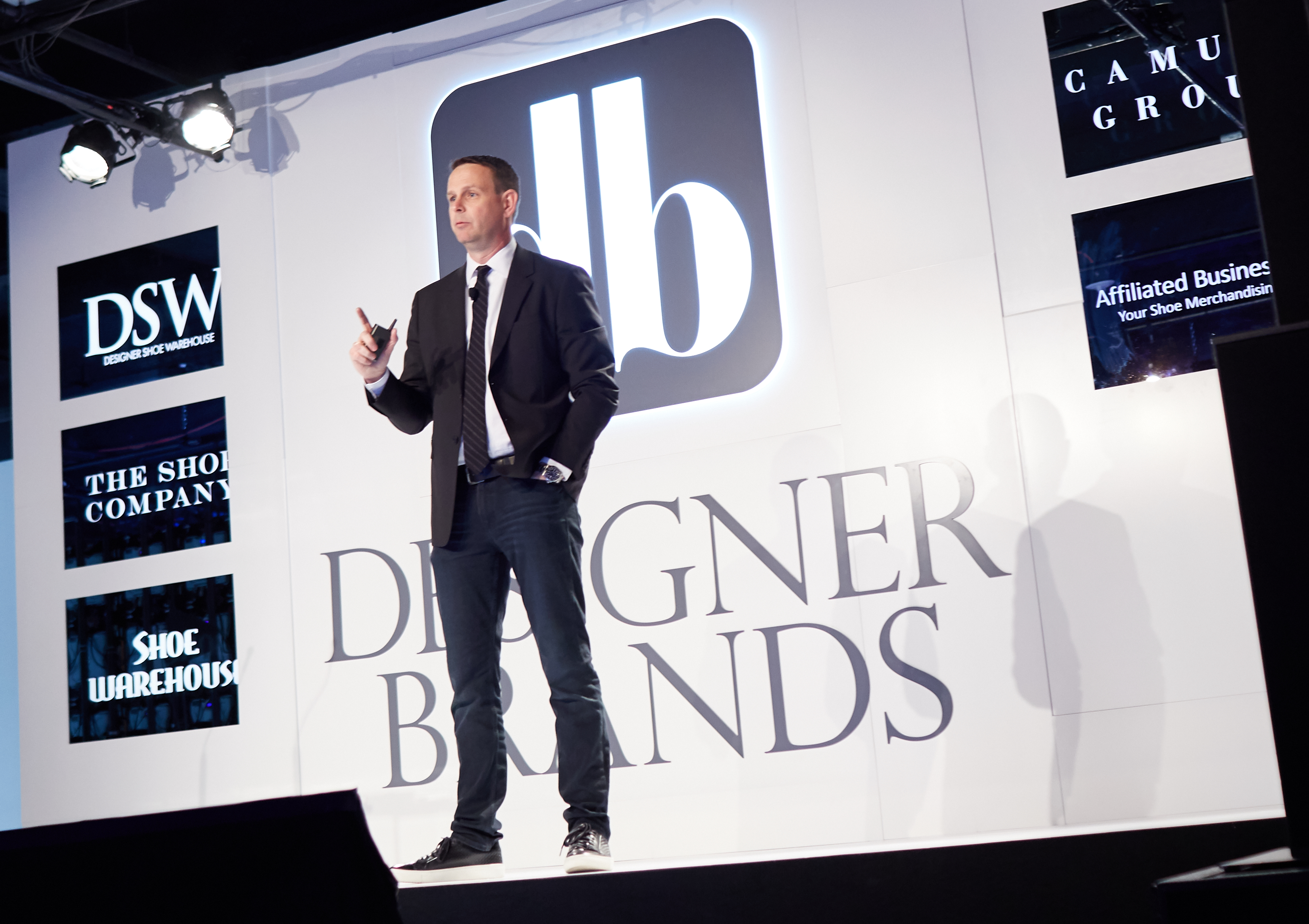 ROGER_DESIGNER_BRANDS-01